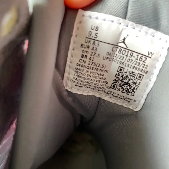 Jordan 9 men’s shoes - Picture 8 of 9